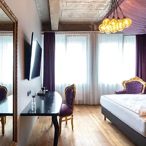 Loftstyle Hannover; Western Signature Collection Hannover
